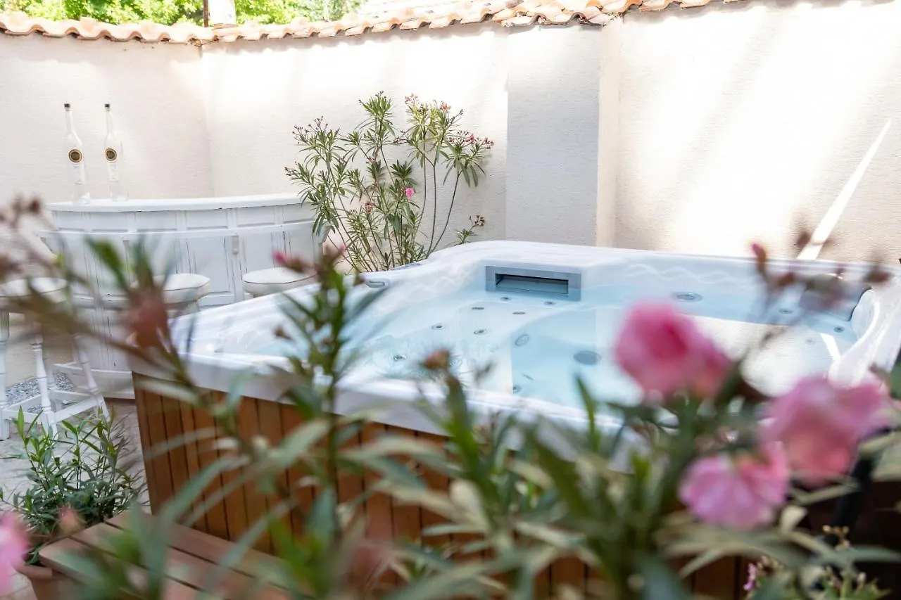 Egercottages - La Maison Hungary